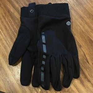 Lululemon men’s running gloves